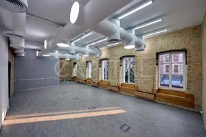 коммерческая по адресу Большая Васильковская ул. (Красноармейская), 23