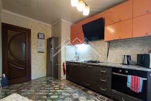 квартира за адресою Кривий Ріг, Гірницький мікрорайон , 42