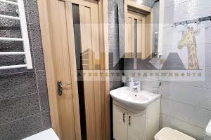 квартира за адресою Автозаводська, 10