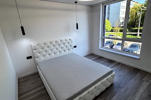 квартира за адресою Флотська вул., 10Б