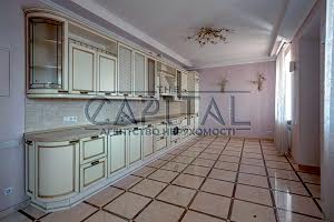 комерційна за адресою Березнева вул., 49