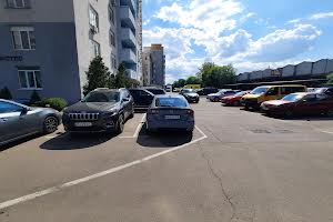 комерційна за адресою Ушинського вул., 40