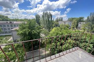 квартира за адресою Космонавтів вул., 66/1