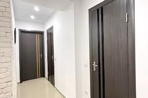 квартира за адресою Крайня, 1