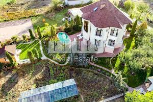 будинок за адресою вул. Трубіжська, 4