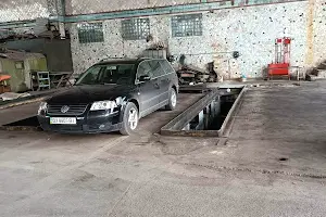 комерційна за адресою Київська вул., 1