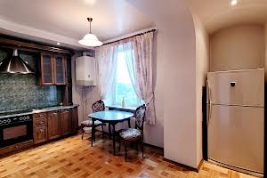 квартира за адресою Святослава Ріхтера вул., 17