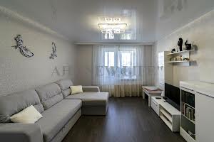 квартира за адресою Михайла Лушпи просп., 5