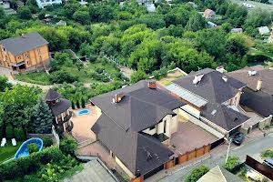 будинок за адресою Привітна вул., 10