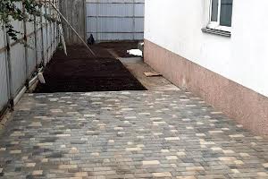 будинок за адресою Лабораторна вул., 1