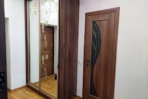 квартира за адресою Олександра Довженка вул., 2