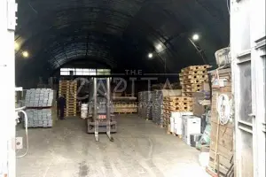 комерційна за адресою Велика Окружна вул., 2