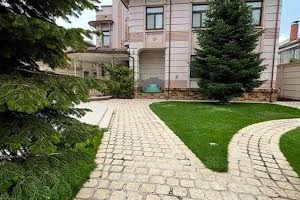 будинок за адресою Айвазовського вул. (Тимірязєва)