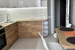 квартира по адресу Арцеулова ул., 8б