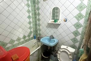 квартира за адресою Киргизька вул., 9а