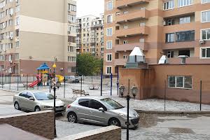 квартира за адресою Зоопаркова вул., 8