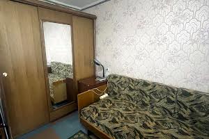 квартира за адресою Космонавтів вул., 68А