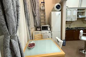 квартира за адресою Театральна вул., 5