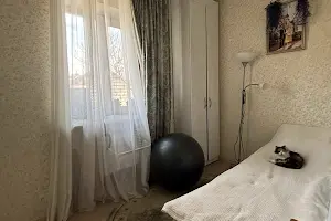будинок за адресою Мостобудівельників вул., 1Б