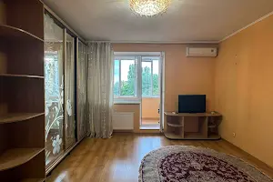 квартира за адресою Академіка Корольова вул., 50