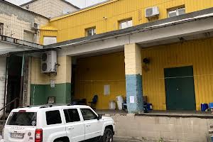 комерційна за адресою Ореста Васкула вул., 23-25а