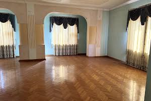 комерційна за адресою Меліораторів, 10