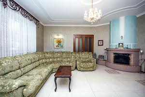 будинок за адресою Івана Їжакевича вул., 72