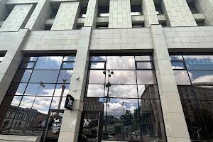 коммерческая по адресу майдан Незалежності пл., 2