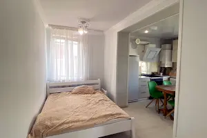 дом по адресу Островского ул.