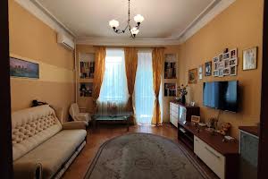 квартира за адресою Базарна вул., 66