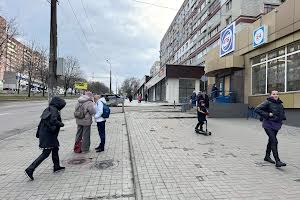 комерційна за адресою Олександра Поля просп. (Кірова), 42