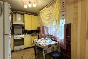 квартира за адресою Степана Руданського вул., 5