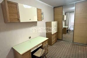 квартира за адресою Ахсарова вул., 13
