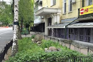 комерційна за адресою Круглоуніверситетська вул., 14