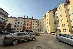 квартира за адресою Устима Кармелюка вул., 12-А