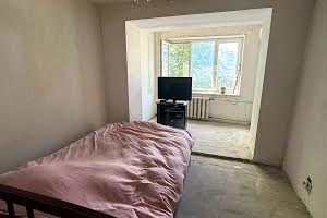 квартира за адресою Паркова вул., 75