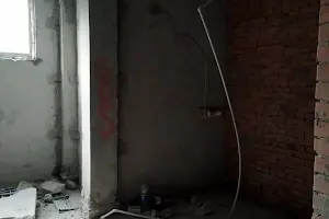 комерційна за адресою Січеславська вул., 4