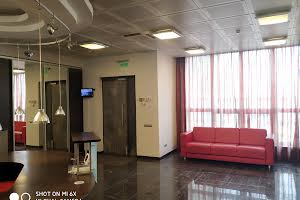 комерційна за адресою Олександра Мишуги вул., 2