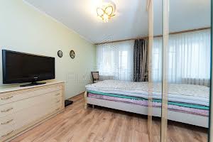 квартира за адресою Азербайджанська вул. (Бакинських Комісарів), 6