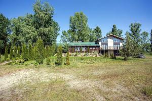 комерційна за адресою Жовтнева вул., 34
