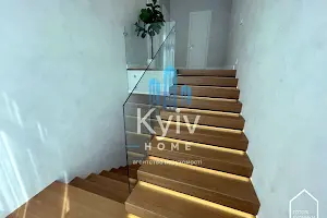 будинок за адресою Анни Ярославни вул.