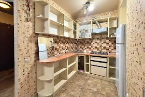 квартира за адресою Перемоги вул., 105