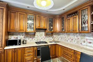 квартира за адресою Зарічанська, 11-Д