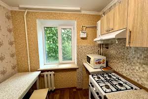 квартира за адресою Тараса Козлишина вул. (Жукова), 8