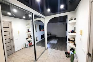 квартира за адресою Івана Франка просп., 10