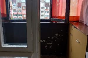 квартира за адресою Захисників України вул., 32