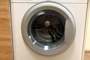 квартира за адресою Космонавтів вул., 73