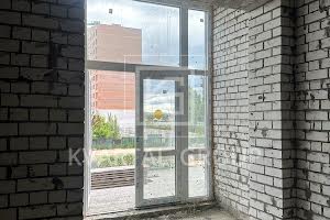 комерційна за адресою Івана Кожедуба вул., 3а