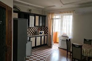 квартира за адресою Августина Волошина вул., 3