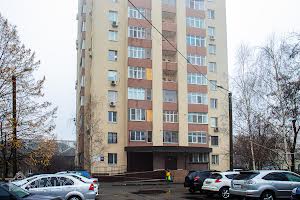 квартира за адресою Старицького вул., 23а